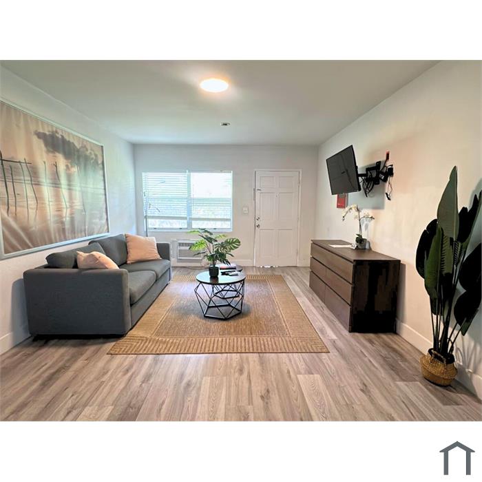 421 Sunset Dr